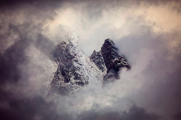 Split Second Gimpse of the Tetons - horz color